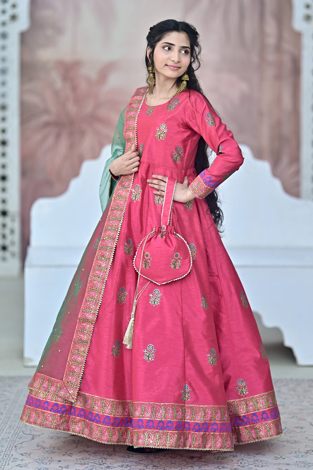 NOOR-E-NAZAR